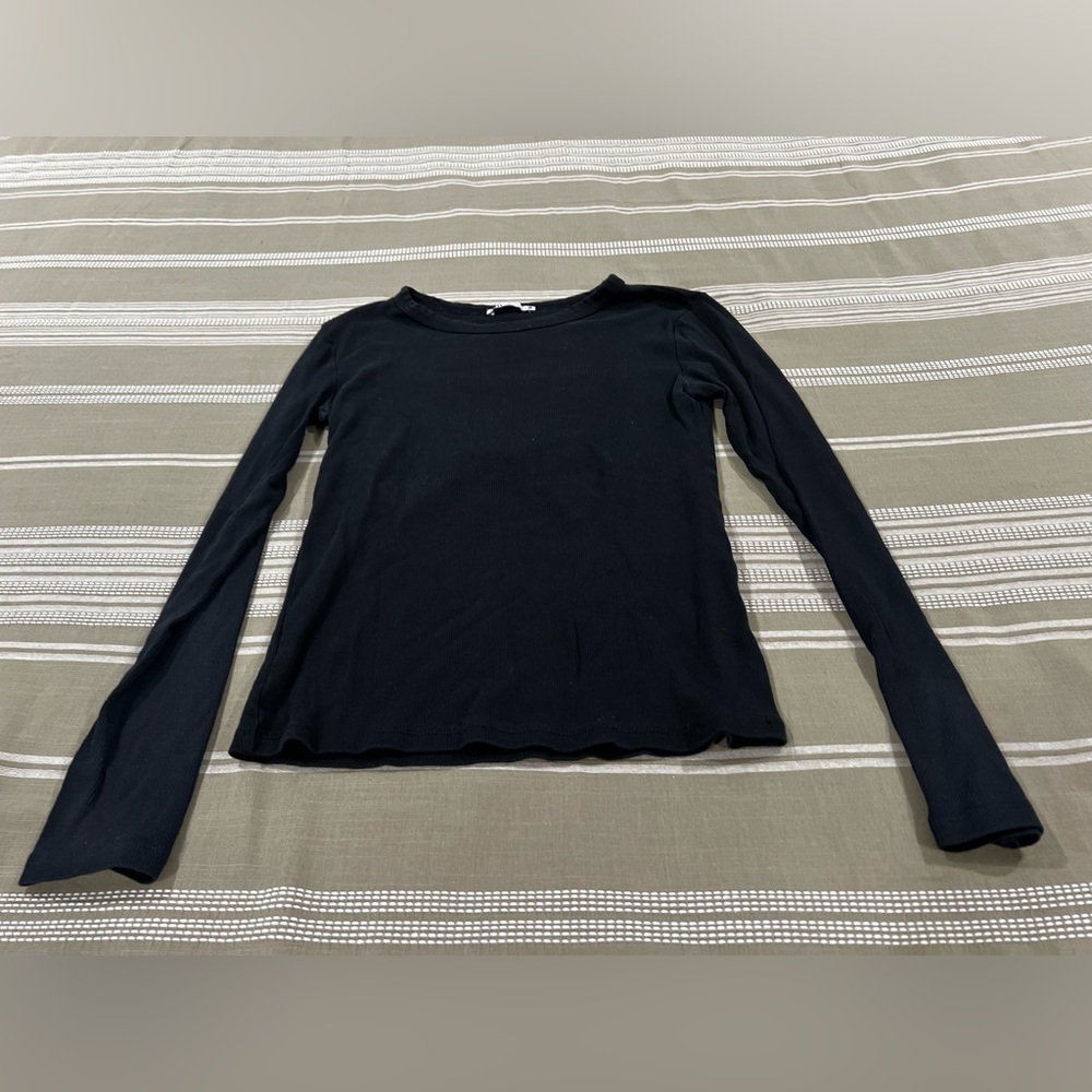 Zara Black Long-Sleeve Crewneck Top